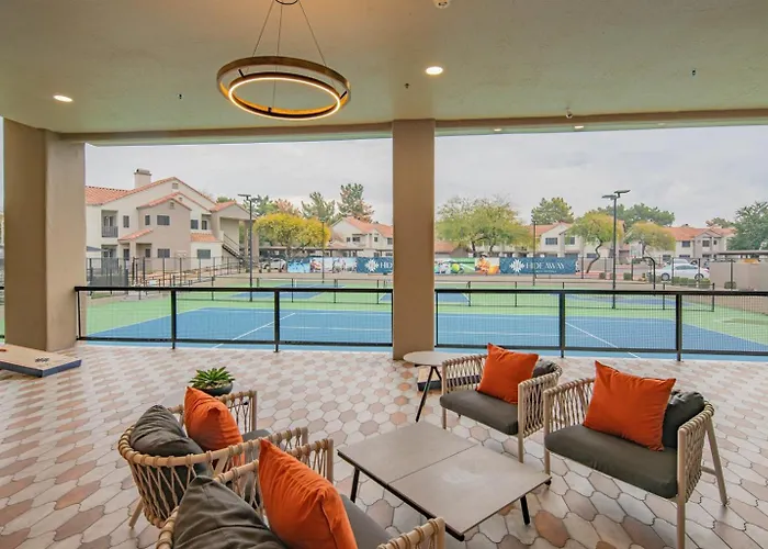 2 Min To Tpc & Local Events Arena & Fairway Hub Apartment Scottsdale